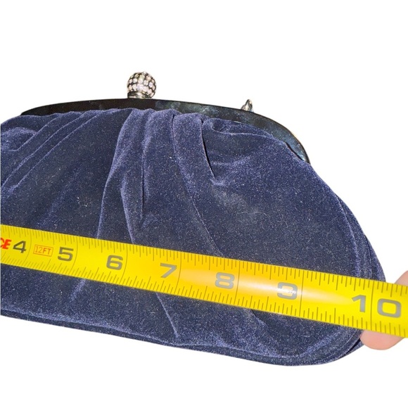 NWT Elegant Navy d’Margeaux Wristlet Clutch - Picture 11 of 12